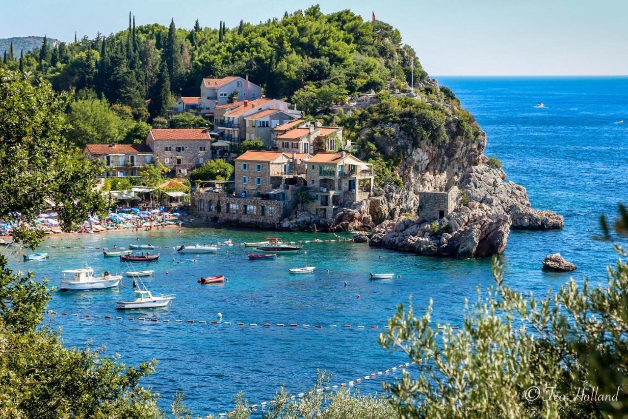 Vujanovic Apartments Sveti Stefan Exteriér fotografie